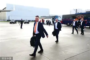 热门娱乐游戏-关于荷兰队凭借团队合作力量，取得关键胜利晋级的信息