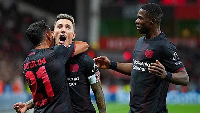 包含勒沃库森不敌弱旅,遭遇不利局面的词条 包含勒沃库森不敌弱旅,遭遇不利局面的词条