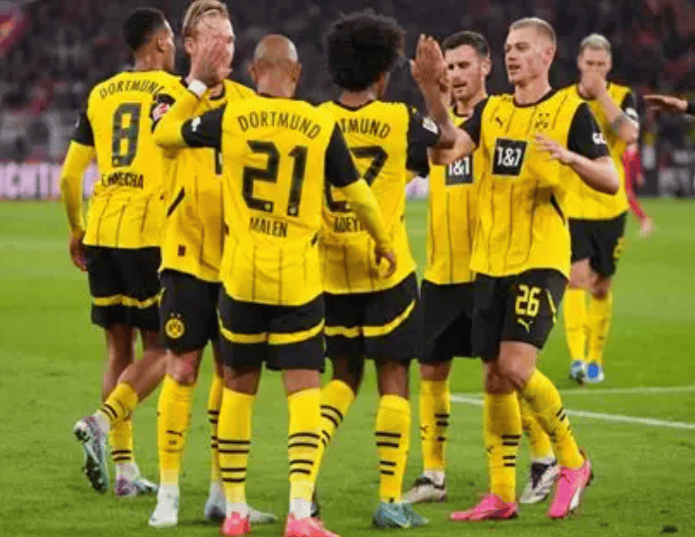 包含门兴格拉德巴赫客场作战，期待取得正积分的词条