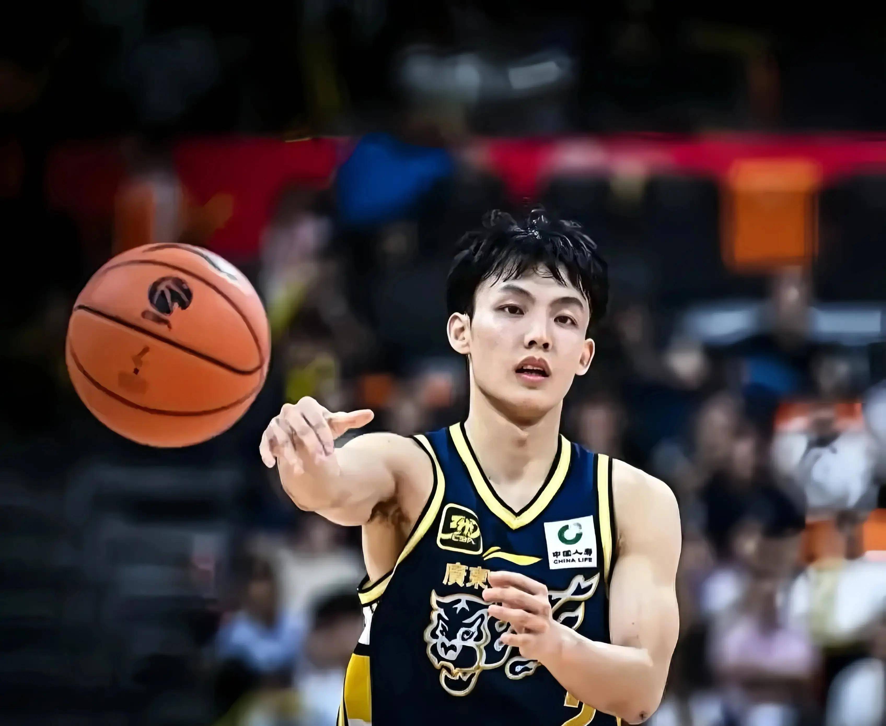 实时娱乐资讯-广东男篮再现神威，斩获擂台赢鸿运当头(广东男篮最新消息今天重磅消息广东揭幕战)